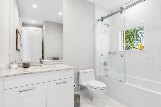 Moderne Boca Residence photo 34