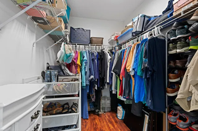 Residence photo 24