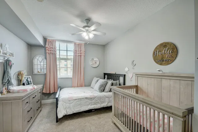 610 Clematis Unit 605 photo 9