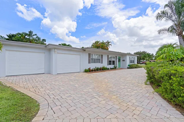 Residence photo 2