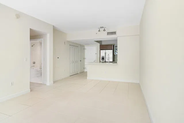 City Palms Unit 614 photo 9