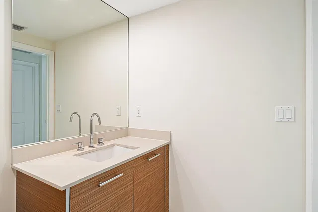 City Palms Unit 614 photo 15