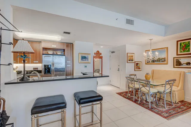 The Whitney Unit 603 photo 6