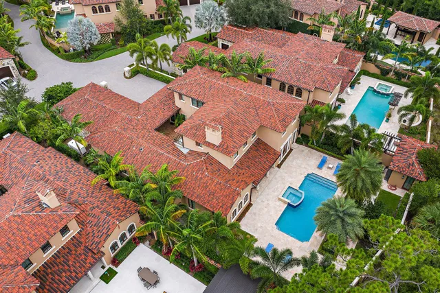 Bear's Club Residence photo 3