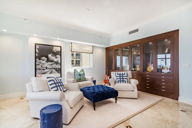 Esplanade Grande Unit 1401 photo 6