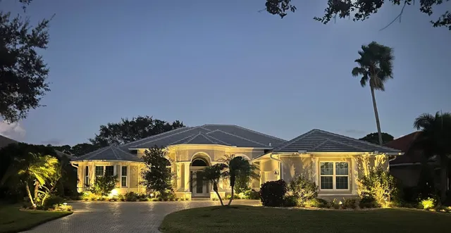 Monarch Country Club Residence photo 2