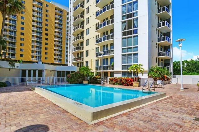 Villa Lofts Unit 501 photo 17
