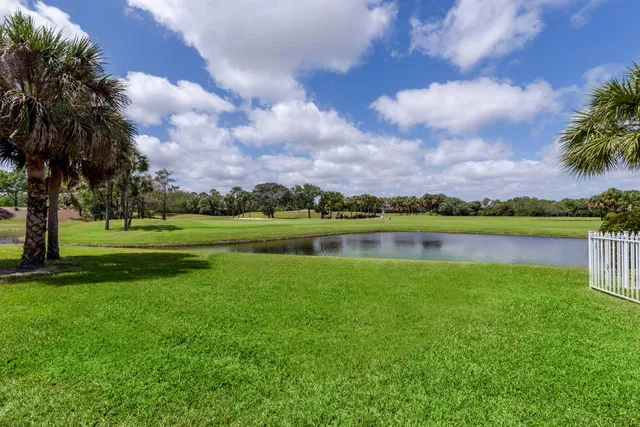 Island at Abacoa Residence photo 16