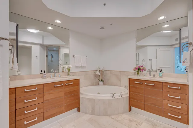 The Landmark Palm Beach Gardens Unit 1204a photo 5