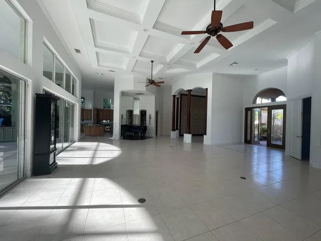 Willoughby Golf Club Residence photo 9