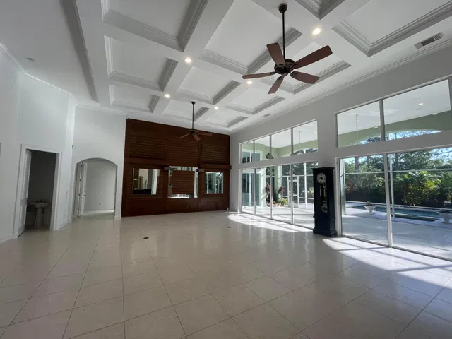 Willoughby Golf Club Residence photo 10