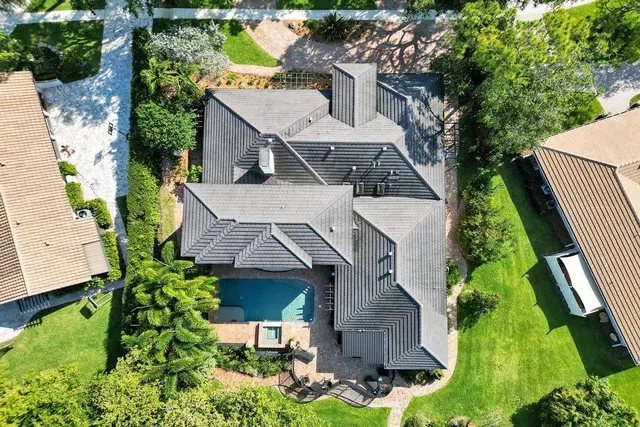 Boca Bath & Tennis Residence photo 8