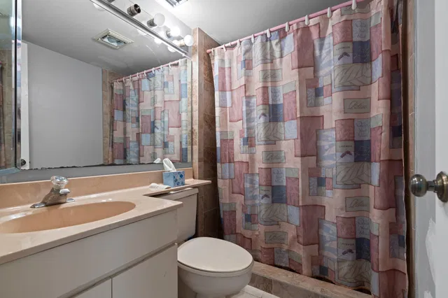 Residence photo 15