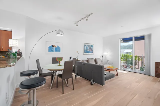 Pineapple Grove Village Condominiums Unit 1505 photo 3