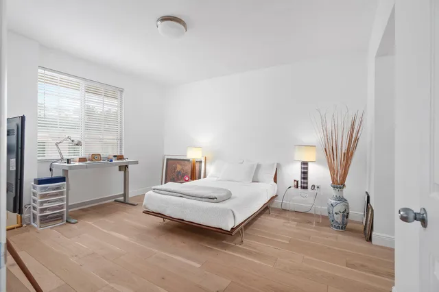 Pineapple Grove Village Condominiums Unit 1505 photo 8