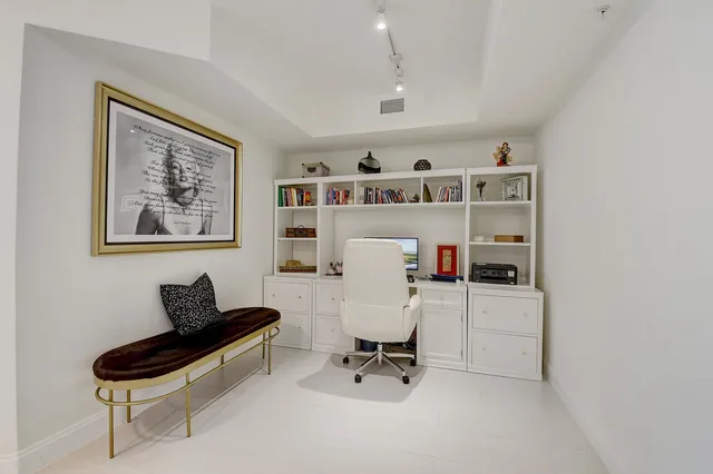 Pineapple Grove Village Condominiums Unit 2403 photo 5