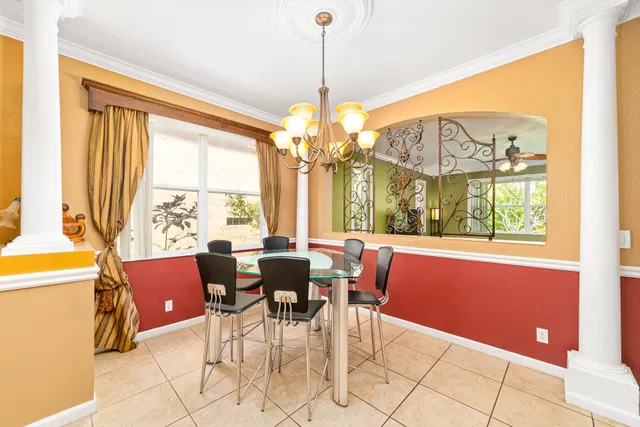  Residence photo 6
