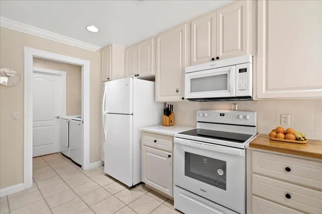 Charleston Court at Abacoa Residence photo 3