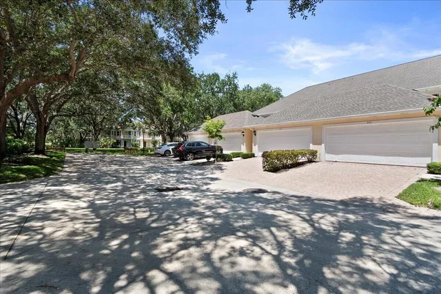 Charleston Court at Abacoa Residence photo 12