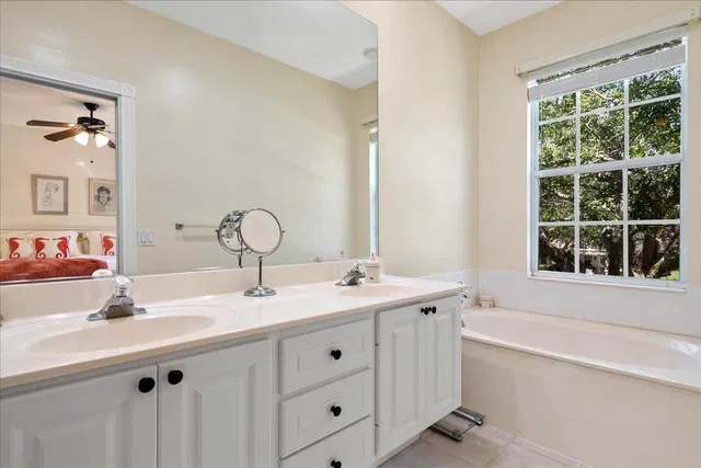 Charleston Court at Abacoa Residence photo 16