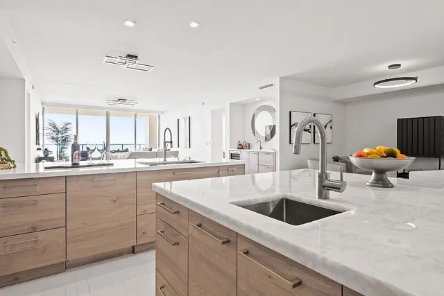 5000 North Ocean Unit 402 photo 6