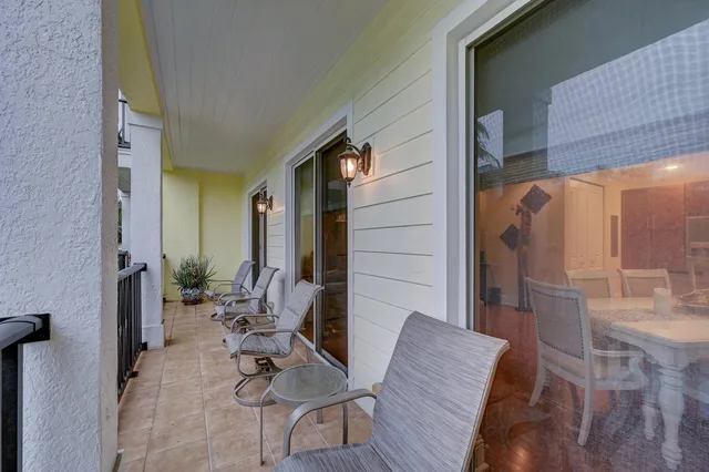 Latitude Delray Unit 305 photo 18