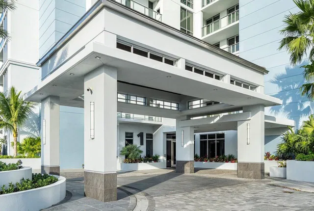 Water Club North Palm Beach Unit 1203 photo 4