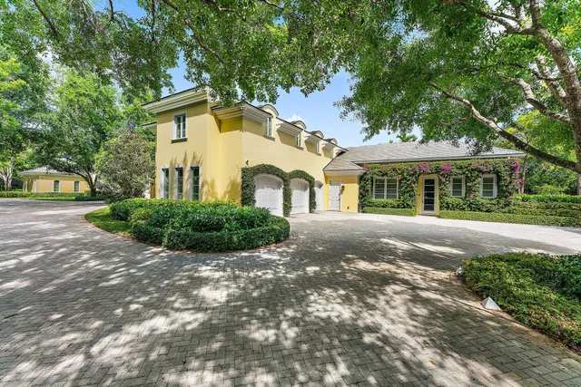 Bear's Club Residence photo 6