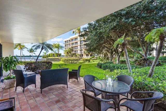 2778 S Ocean Boulevard #107s