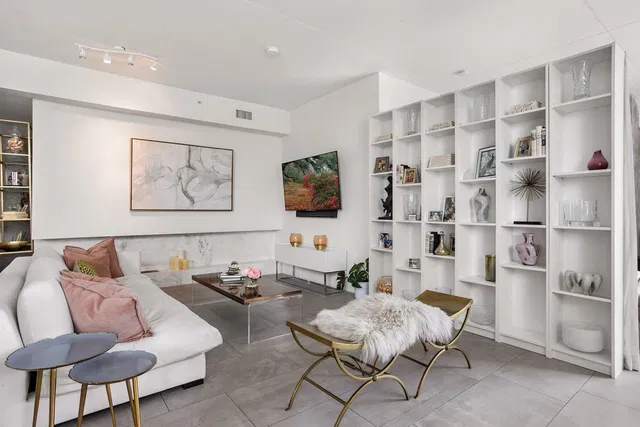 Villa Lofts Unit 302 photo 7