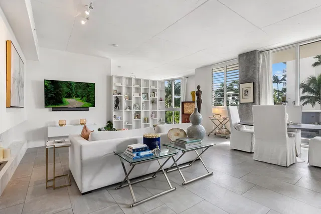 Villa Lofts Unit 302 photo 10