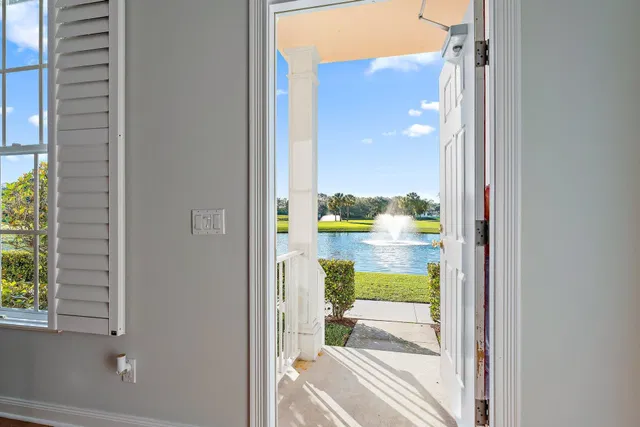 Charleston Court at Abacoa Residence photo 5