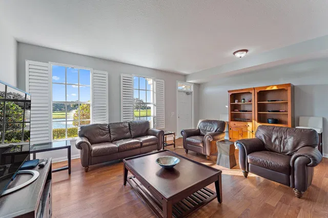 Charleston Court at Abacoa Residence photo 6