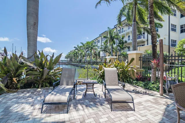 Flagler Landing Unit 205 photo 18