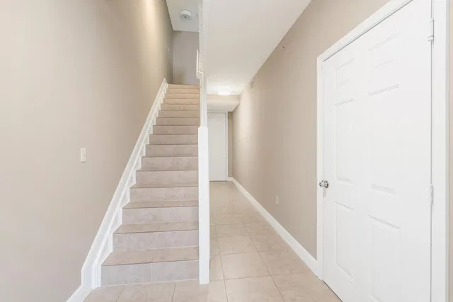 Pineapple Grove Village Condominiums Unit 5-E photo 6