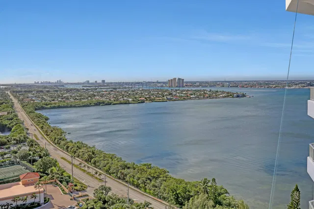 Corniche Singer Island Unit Ph2 photo 5