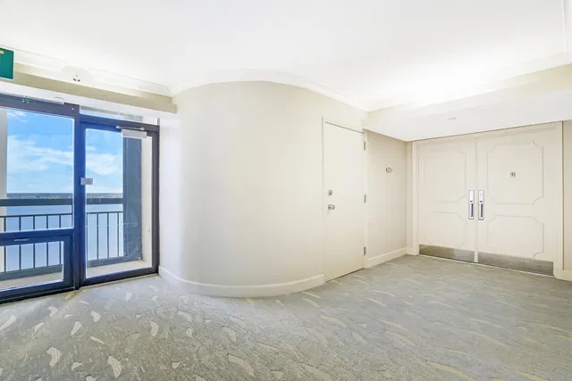Eastpointe Singer Island Unit 12j photo 6
