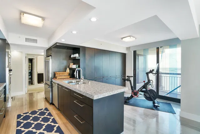 Eastpointe Singer Island Unit 12j photo 18