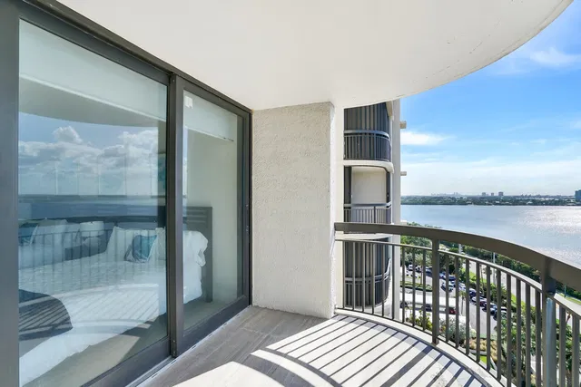 Eastpointe Singer Island Unit 12j photo 36