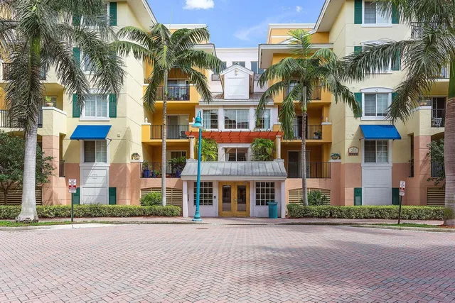 Pineapple Grove Village Condominiums Unit 2403 photo 4