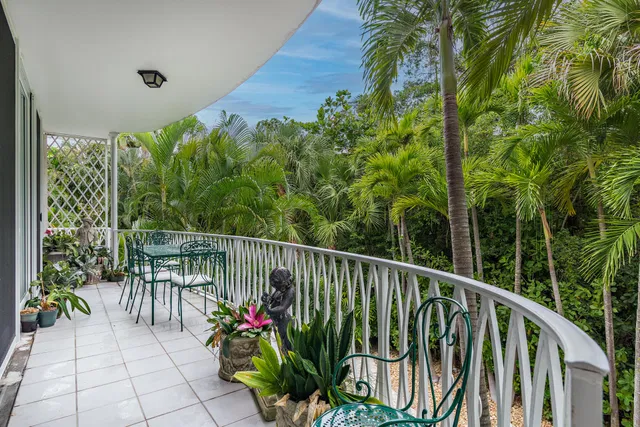 429 Australian Avenue #80