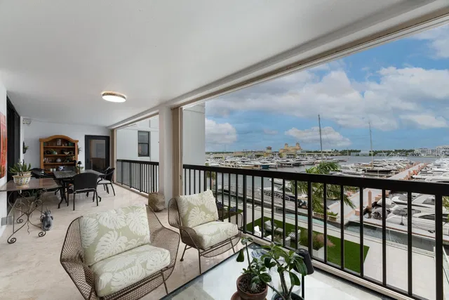 Waterview Towers Unit 506 photo 3
