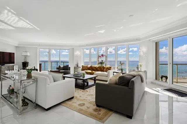 Oasis Singer Island Unit 9b photo 3