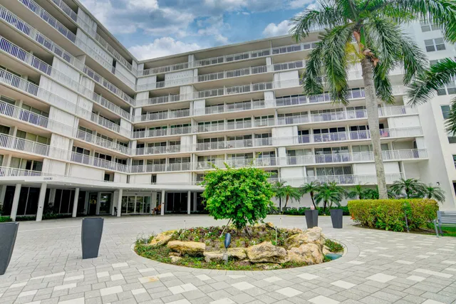 3546 S Ocean Boulevard #315