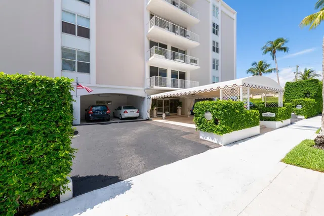 Island House Condos Unit 5b photo 9