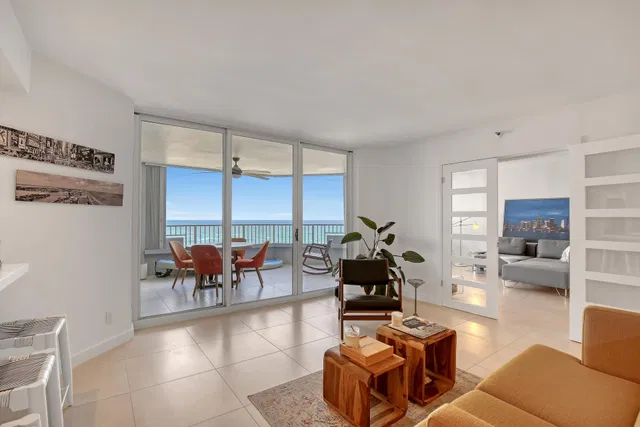 Corniche Singer Island Unit 803 photo 8