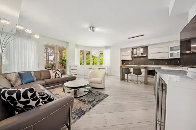 Dolce Vita Singer Island Unit 105 photo 6