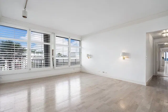 Dunster House Palm Beach Unit 4c photo 12