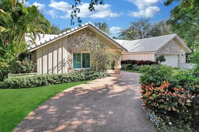 Boca Bath & Tennis Residence photo 2