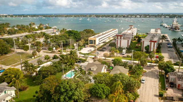 NOMAR West Palm Beach Residence photo 43